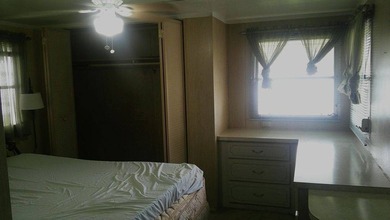 Comfortable SplitDesign Layout - Lakefront Living on Beautiful - photo 14