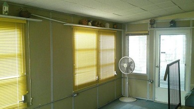 Comfortable SplitDesign Layout - Lakefront Living on Beautiful - photo 16