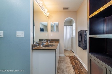 The deal you kept waiting for? You just found it! This spacious - photo 20