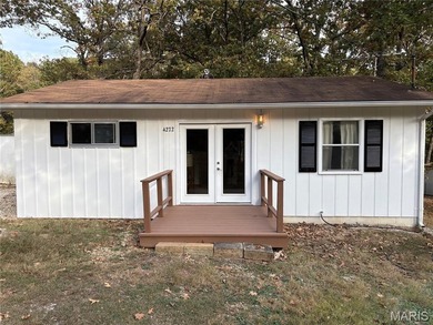 Valle Lake Home For Sale in De Soto Missouri