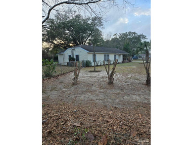 This property is located in West Pensacola. Near shopping - photo 2