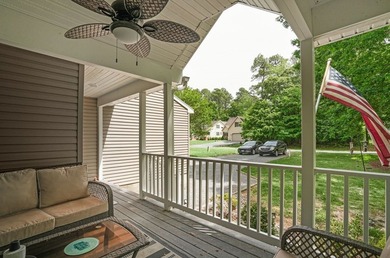Welcome to this charming 3BR, 2.5BA home in the Captain's Cove - photo 3