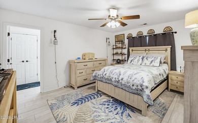 MAJOR PRICE REDUCTION! This home has been remodeled and updated - photo 15
