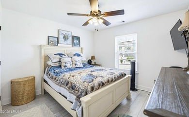 MAJOR PRICE REDUCTION! This home has been remodeled and updated - photo 18