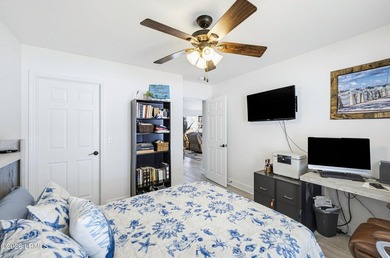 MAJOR PRICE REDUCTION! This home has been remodeled and updated - photo 20