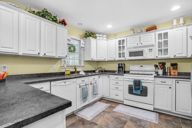 Welcome to this charming 3BR, 2.5BA home in the Captain's Cove - photo 10