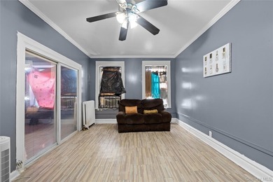 Affordable HDFC Junior 4, 1-bedroom co-op in Highbridge, priced - photo 2