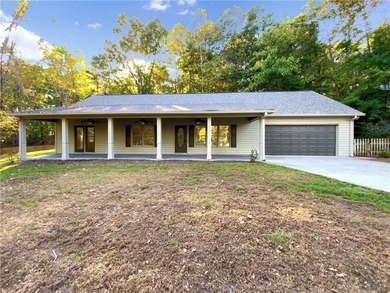 Lake Tamarack Home For Sale in Jasper Georgia