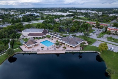 Lake Condo For Sale in Sunrise, Florida