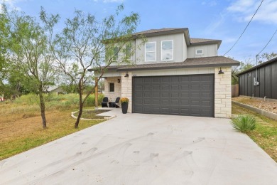 Lake Marble Falls Home For Sale in Cottonwood Shores Texas