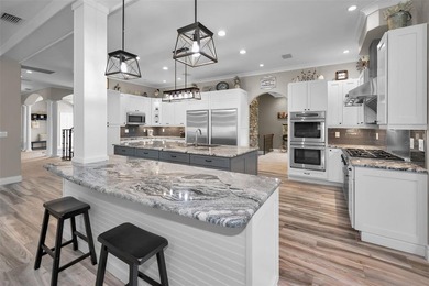 An absolute dream in Oak Hill Acres! Sprawling across 4.4 acres - photo 11