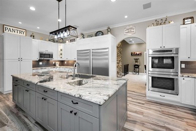 An absolute dream in Oak Hill Acres! Sprawling across 4.4 acres - photo 14