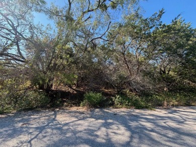 Lake LBJ Lot For Sale in Kingsland Texas