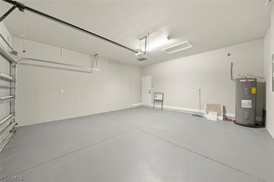 Built in 2023, this 3-bedroom residence with a den and 2 baths - photo 25