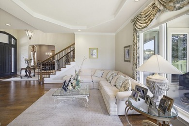 Located in the highly sought-after guarded and gated golf course - photo 6