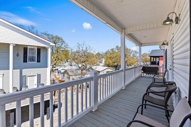 STUNNING 4 BED/4 BATH LAKEFRONT RAISED BEACH HOUSE WITH TONS OF - photo 45
