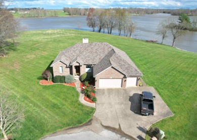 Lake Home For Sale in Sullivan, Indiana
