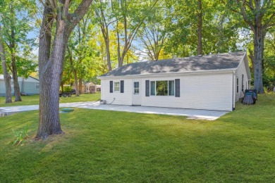 Lake Home For Sale in Neoga, Illinois