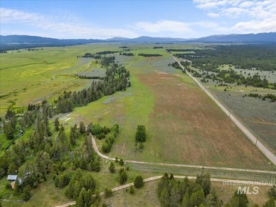 Ready to start moving dirt. This 37 lot, gated community is - photo 4