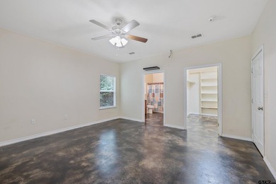 Looking for acreage, a shop, and a move-in ready home in Lindale - photo 11