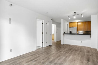 Stylish 1 bedroom, 1 bath condo in the heart of the Mill - photo 14