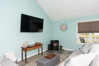 Welcome to your coastal retreat in Captain's Cove Golf & Yacht - photo 7