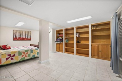 Motivated seller--bring your offer! This one-of-a-kind home - photo 29