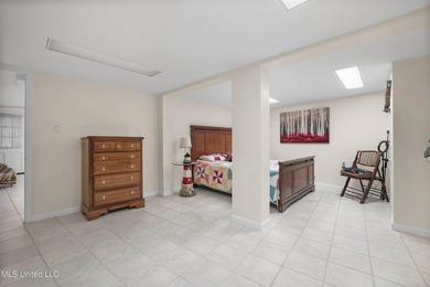 Motivated seller--bring your offer! This one-of-a-kind home - photo 30