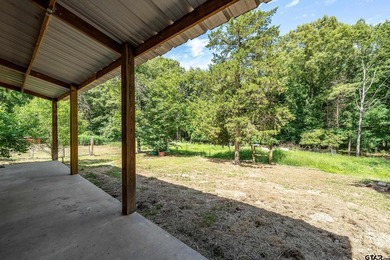 Looking for acreage, a shop, and a move-in ready home in Lindale - photo 32