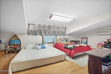 Motivated seller--bring your offer! This one-of-a-kind home - photo 37