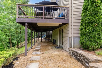 Absolutely one of a kind home with incredible views, tiered deck - photo 45