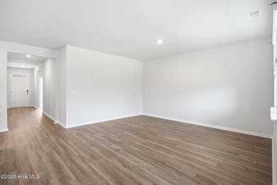 Wonderful opportunity to own in this beautiful master planned - photo 12