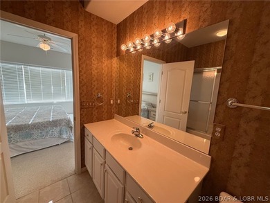 Don't miss out on this beautiful walk-in end unit at Monarch - photo 17