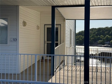 Don't miss out on this beautiful walk-in end unit at Monarch - photo 26