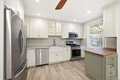 Don t miss this charming brick one-family home in the Ditmars - photo 4