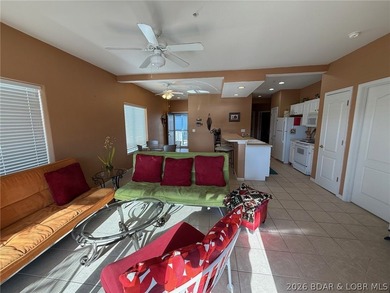 Don't miss out on this beautiful walk-in end unit at Monarch - photo 44