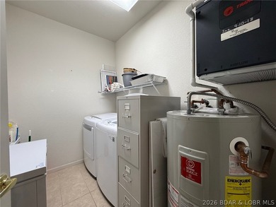 Don't miss out on this beautiful walk-in end unit at Monarch - photo 48