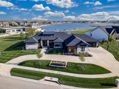 Set on nearly an acre in Emerald Bay, this exceptional luxury - photo 1