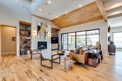 Set on nearly an acre in Emerald Bay, this exceptional luxury - photo 5