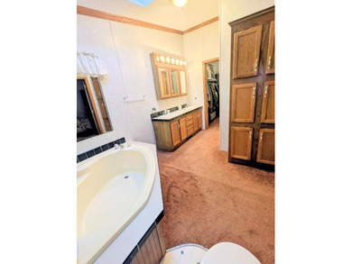 Welcome to this spacious one level ranch, manufactured home - photo 13