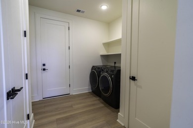 Experience coastal luxury in this stunning new construction home - photo 21