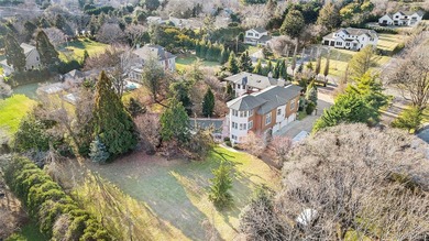 Exceptional Westhampton Retreat with Timeless Elegance Discover - photo 29