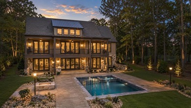 Tucked along the peaceful shoreline of Lake Oconee, The Retreat - photo 3