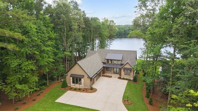 Tucked along the peaceful shoreline of Lake Oconee, The Retreat - photo 9