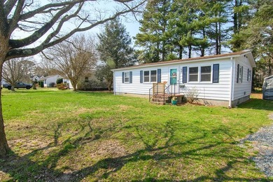 Enjoy the ease of one-level living in this charming 2-bedroom - photo 1