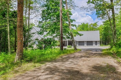 Welcome to 18 Mill Island Road, where one-floor living is at its - photo 3
