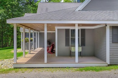 Welcome to 18 Mill Island Road, where one-floor living is at its - photo 5