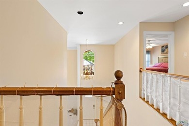 Welcome to a beautifully maintained 4-bedroom, 3-bathroom home - photo 27