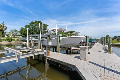 Newly remodeled 2/2 waterfront North Palm condo available on the - photo 38