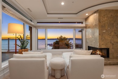 Lake Washington Condo For Sale in Kirkland Washington